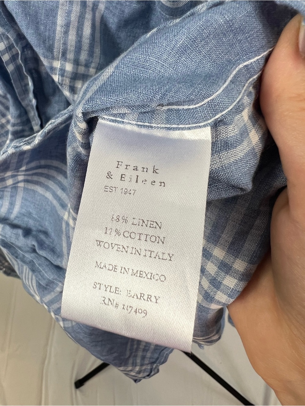 Frank & Eileen Barry Italian Linen Blue Plaid Button Down Shirt Size Large - Picture 9 of 9